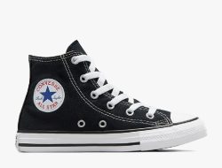 Diskon Besar Akhir Tahun: Pilihan Sepatu Converse Berkualitas Harga Terjangkau